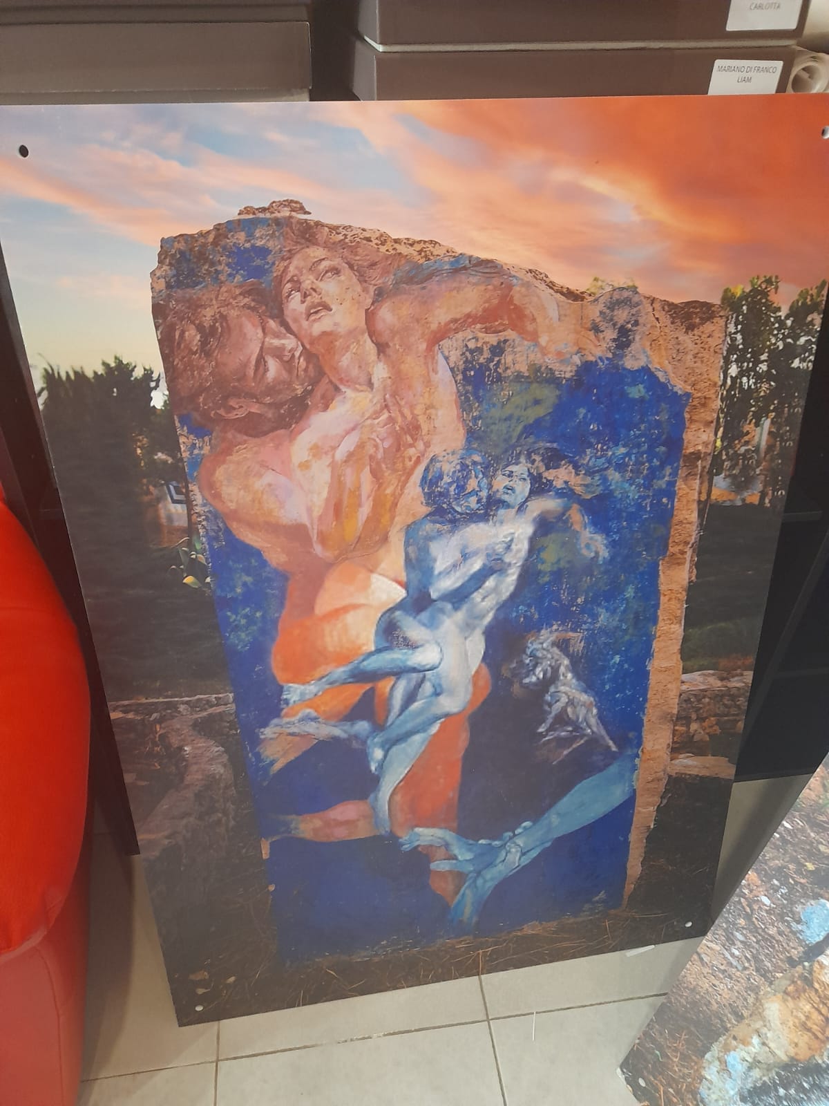 Riproduzione d'autore delle Pietre Dipinte del Parco della Divina Commedia, dalla collezione della casa